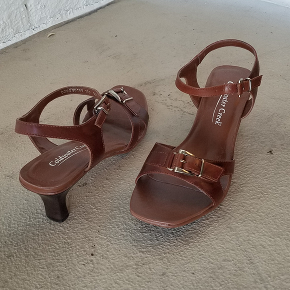 COLDWATER CREEK BROWN BUCKLE SANDAL HEEL SHOE 7 - Picture 2 of 8